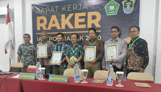 Congratulation! Tiga Dosen FUAD Raih Pena Mas Award 2019 LP2M IAIN Pontianak