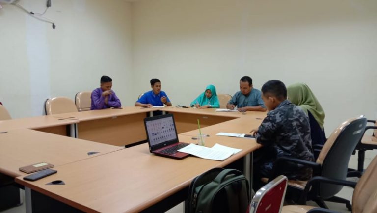 Perkuat Program Kemahasiswan, Ormawa FUAD IAIN Pontianak Gelar Rapat Kordinasi Bersama Pimpinan Fakultas