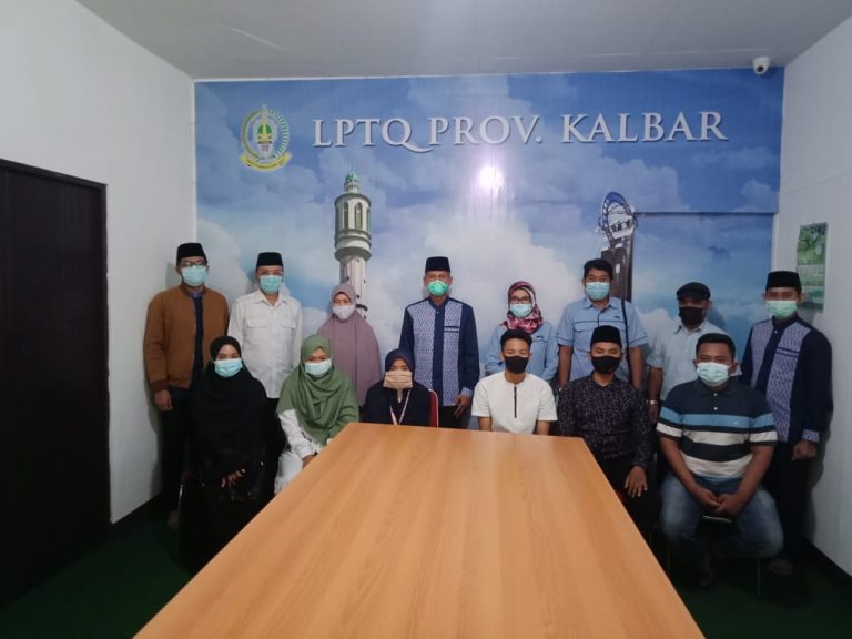 Berprestasi, Dua Mahasiswa FUAD IAIN Pontanak Wakili Kalbar Pada Ajang PTQ LPP RRI Nasional Di Palembang