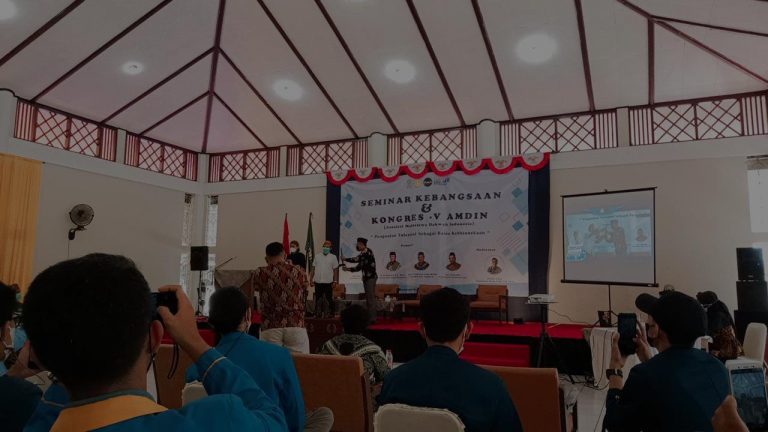 Senat Mahasiswa FUAD IAIN Pontianak Kirim Delegasi AMDIN Di Surakarta