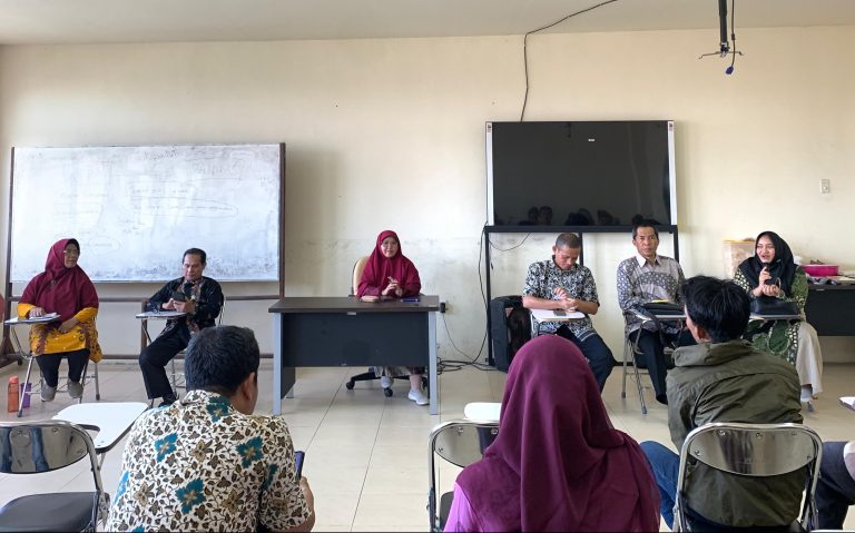 Acara Pisah Sambut dan Pembinaan Pegawai di Fakultas Ushuluddin Adab dan Dakwah IAIN Pontianak