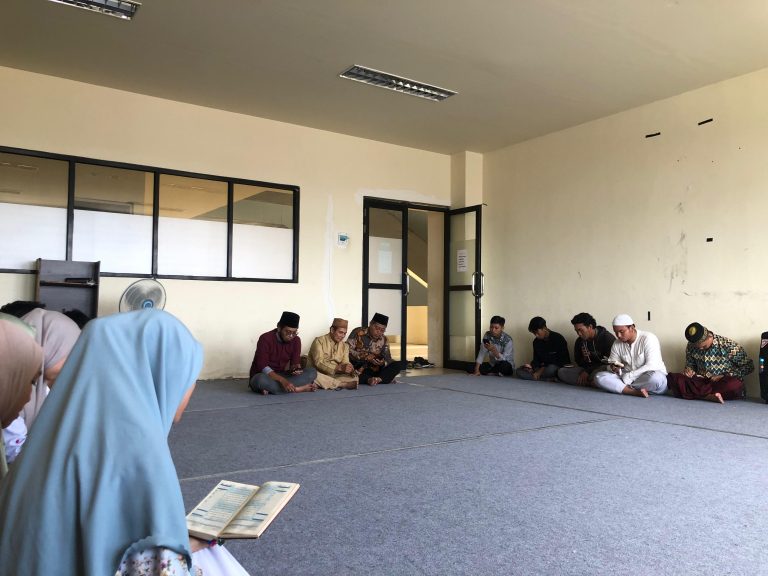 Pelaksanaan Kegiatan Tasmi’ Prodi Program Studi Ilmu Al-Qur’an dan Tafsir Serta Himpunan Mahasiswa Program Studi (HMPS) Ilmu Al-Qur’an dan Tafsir