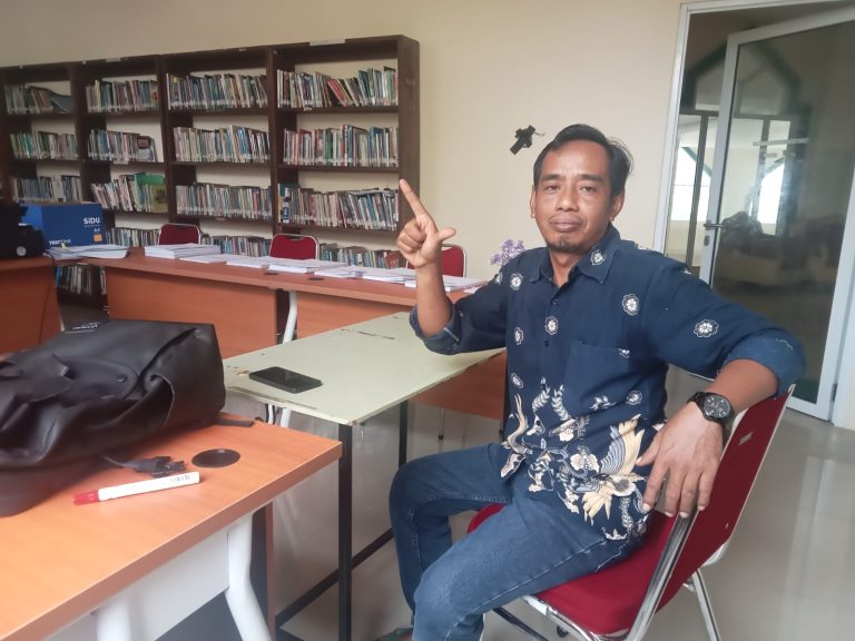 Membangkitkan Minat Baca Mahasiswa IAIN Pontianak Melalui Inovasi Perpustakaan