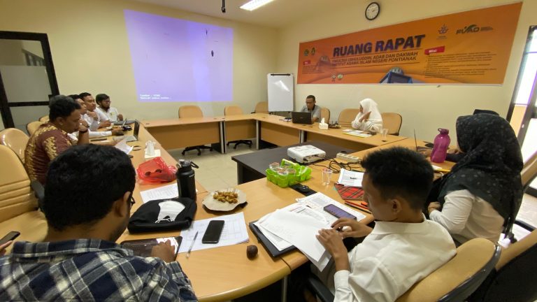 Rapat Koordinasi FUAD IAIN Pontianak Bahas Penawaran Mata Kuliah dan Persiapan PPL 2024