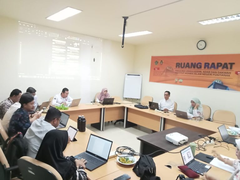 Rapat Pemutakhiran Kurikulum Fakultas Ushuluddin Adab dan Dakwah (FUAD) IAIN Pontianak