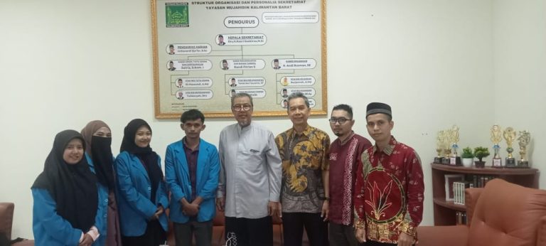 Disambut hangat Oleh yayasan Mujahidin Kalimantan Barat: Mahasiswa MD Siap mulai PPL