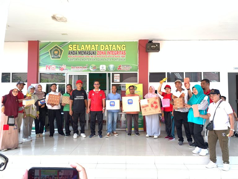 Jalan Santai Bersama Kemenag Kota Pontianak, Meriah dengan Pembagian Hadiah Doorprize