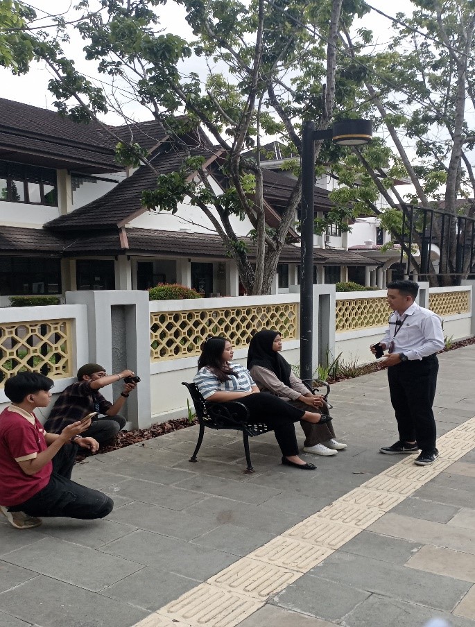 Kolaborasi Pembuatan Konten Video Antara Mahasiswa Magang IAIN Pontianak  Bersama ASN DISNAKERTRANS PROVINSI KALIMANTAN BARAT