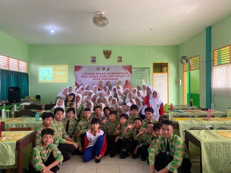 MENDAMPINGI GURU BK  DALAM KEGIATAN IHT  “LATIHAN DASAR KEPEMIMPINAN BAGI SISWA  SMPN 12 KOTA PONTIANAK”