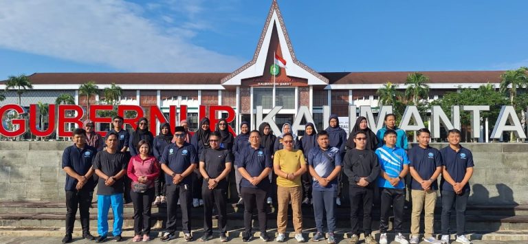 Jalan Sehat Bersama BNNP Kalbar Mewujudkan Kebersamaan dan Gaya Hidup Sehat